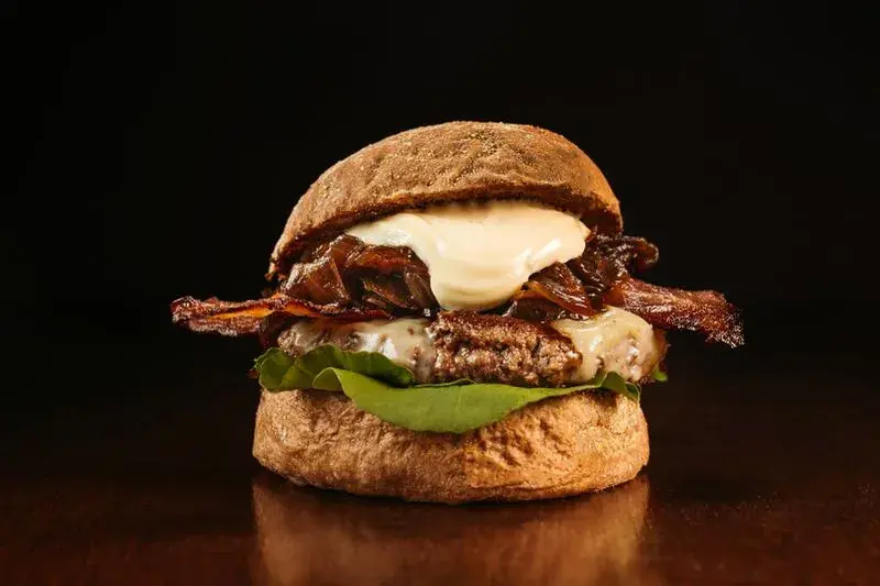 Categoría de hamburguesas personalizables (carne, verduras, adicionales y salsas) del catálogo digital de El Padrino